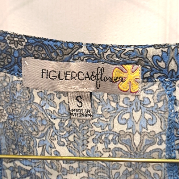 Small tunic blouse - Picture 4 of 6